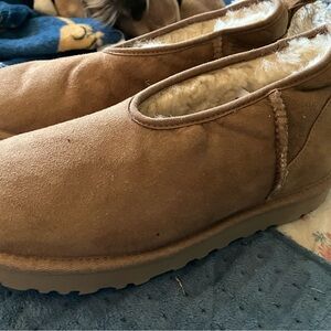 UGG New Never Worn shoe size 9